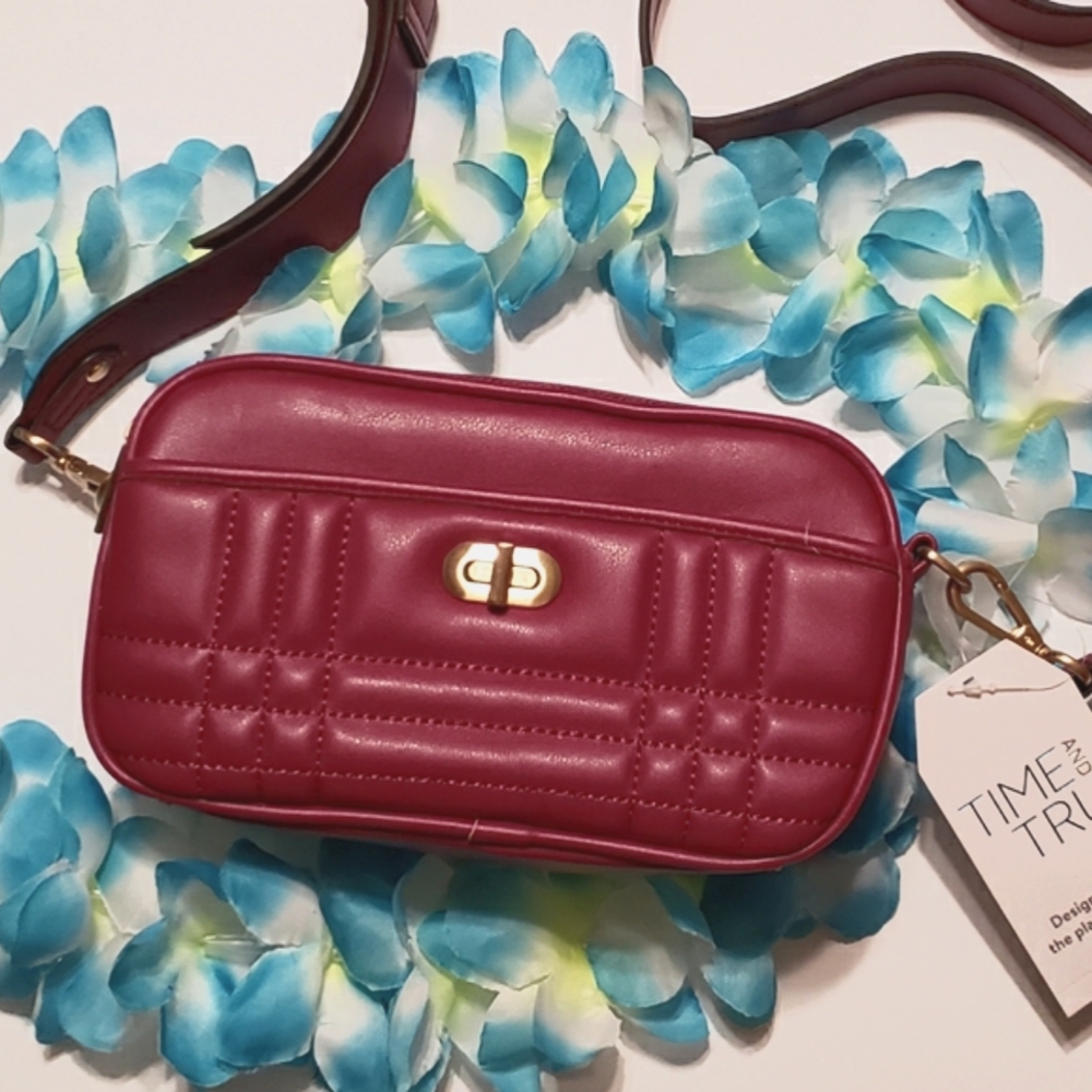 Time and Tru fuchsia crossbody handbag new